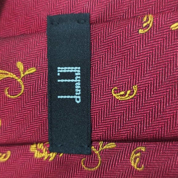 Dunhill Men's Maroon/Gold Paisley 100% Silk Tie Length 56" - Picture 2 of 6